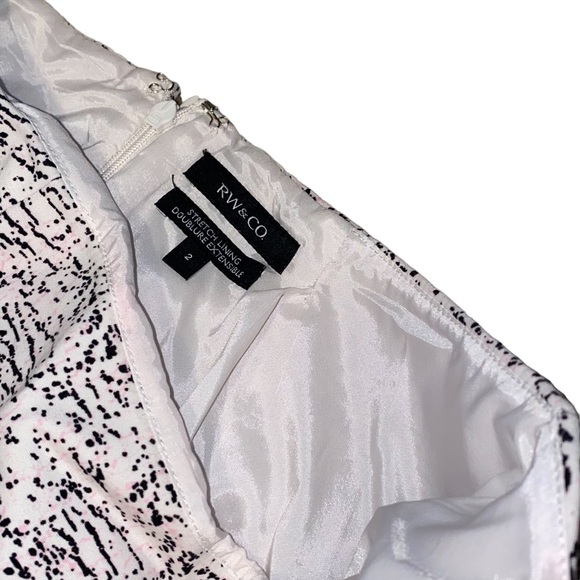 Pink & black speckled white high rise pencil skirt RW&CO size 2 - Picture 2 of 2
